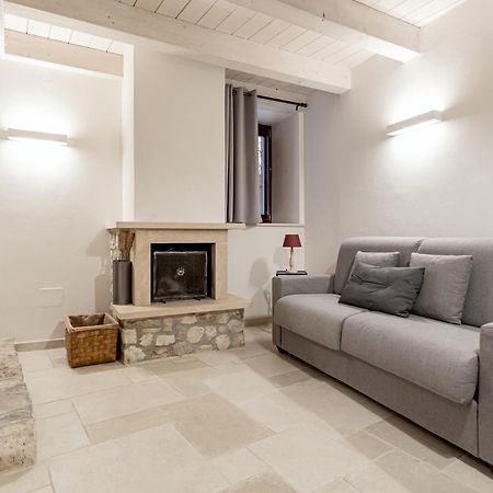 B&B Vico Suites Vico nel Lazio Bagian luar foto