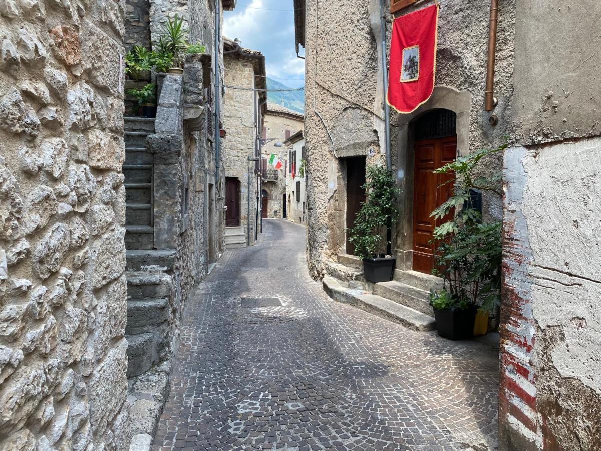 B&B Vico Suites Vico nel Lazio Bagian luar foto