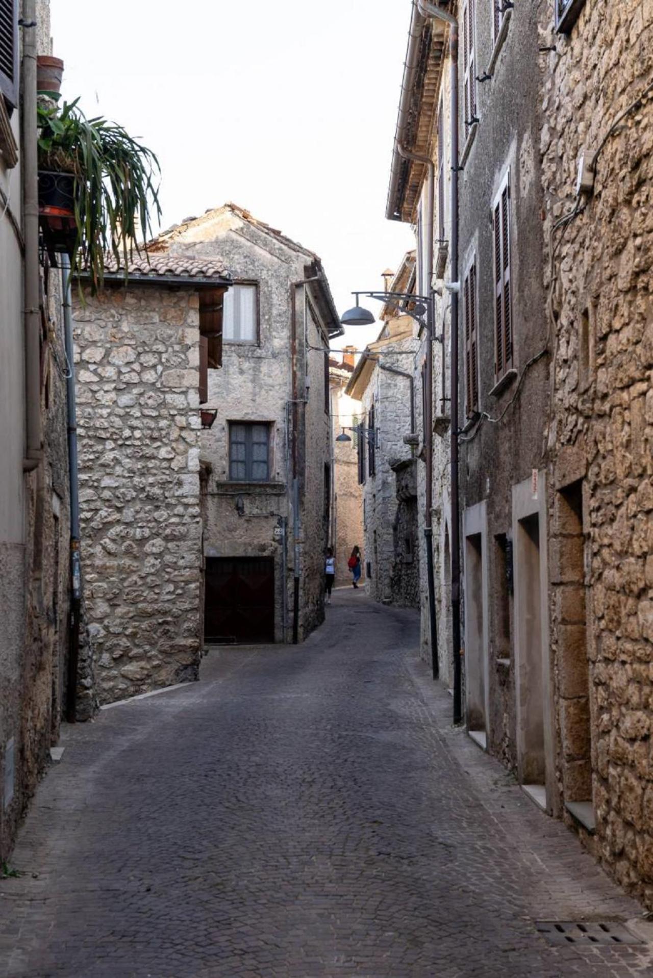 B&B Vico Suites Vico nel Lazio Bagian luar foto