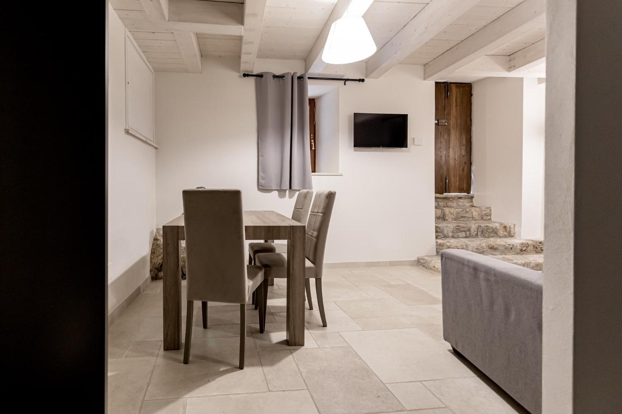 B&B Vico Suites Vico nel Lazio Bagian luar foto